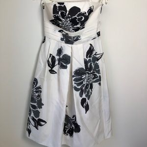 Ann Taylor Black & White Floral strapless dress
